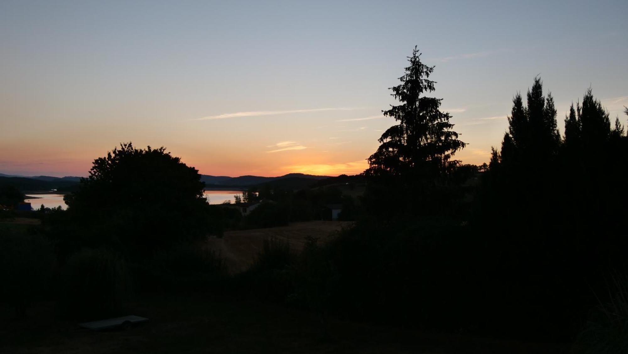 Maison Avec Vue Sur Le Lac De Montbel Bagian luar foto